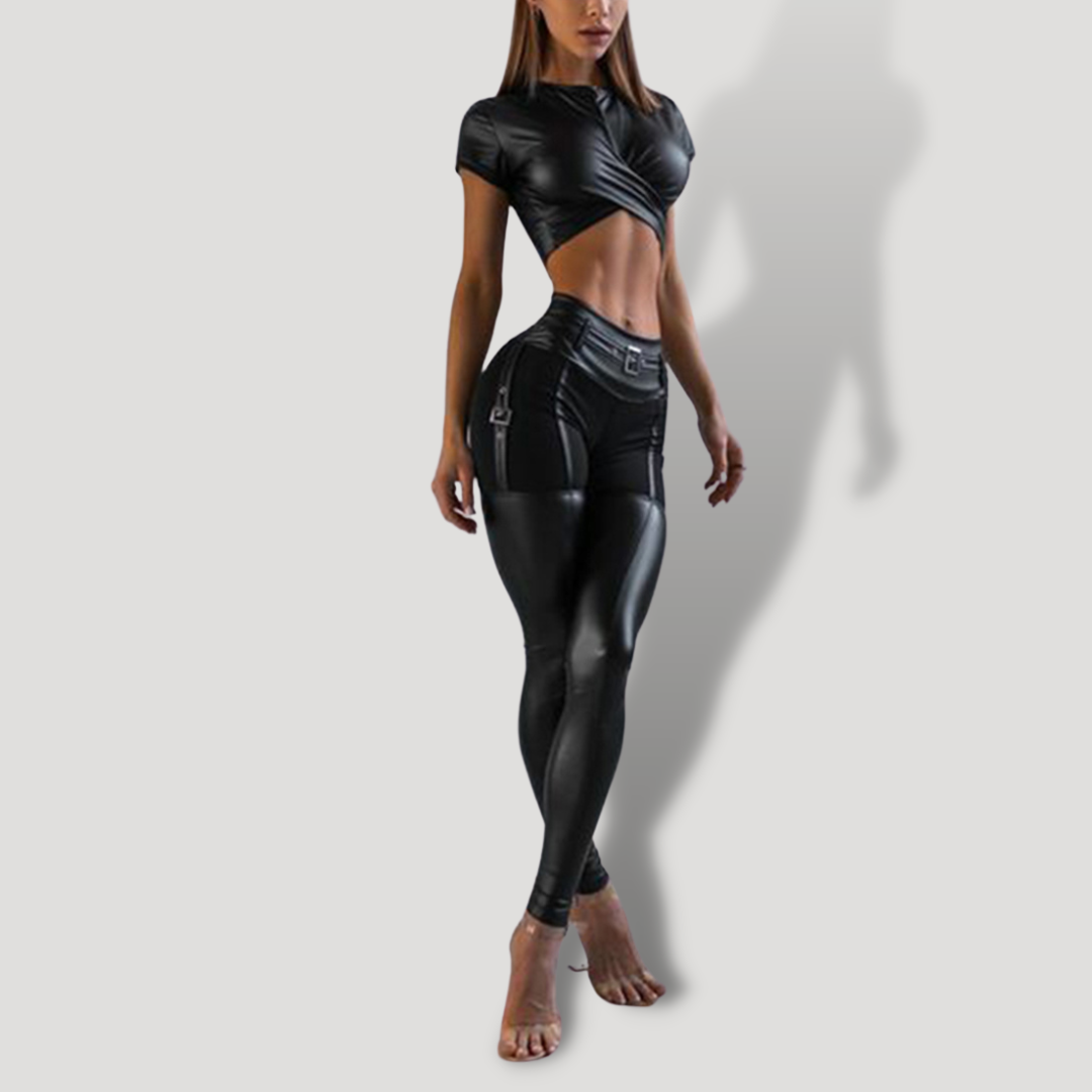 Conjunto 2 piezas. Leggins Versátil Vinipiel + Blusa Crop Manga Corta Vinipiel SEXY FEMME - BELOVECRAFT